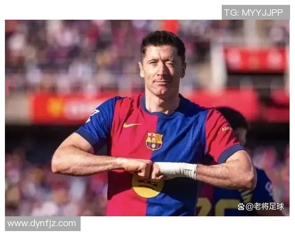 盘点那些曾以锋线球星身份闪耀绿茵场的传奇足球人物