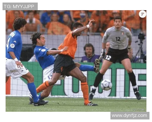 足球巨星亲自操刀训练儿子 培养未来天才的幕后故事揭秘